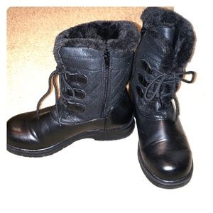 Rugged Outback Winter Boots